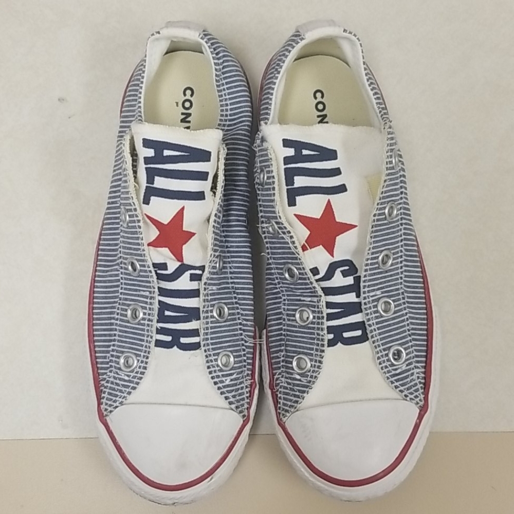 All Star sneakers laceless